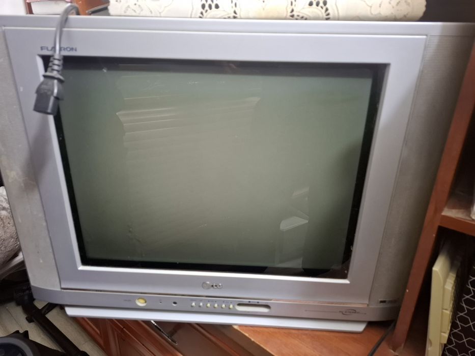 LG flatron telivizor