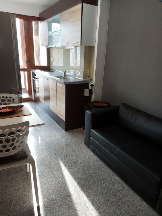 Дава се под наем Двустаен апартамент в Пловдив, Централна гара - 40 кв.м за 357 € - Снимка #1