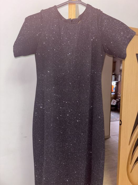 Продам платья.