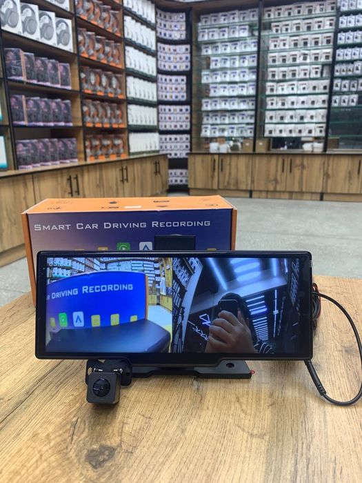 Manitor va vidyo registiratir