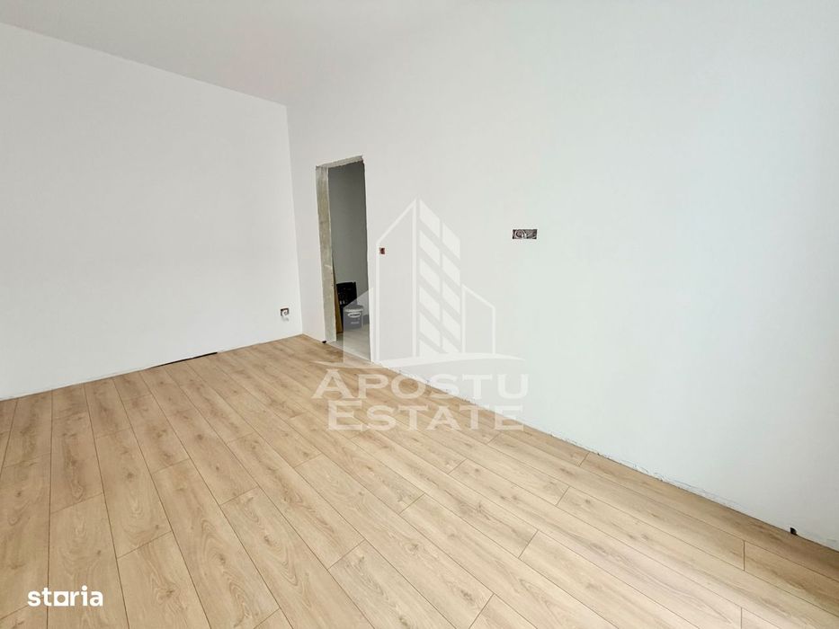 Apartament cu 2 camere, etaj 2, decomandat, zona Planetelor