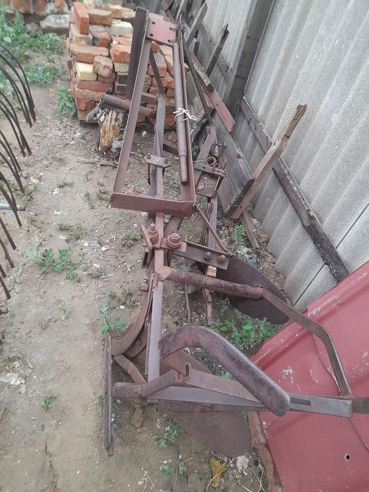 Продам трактор Т25