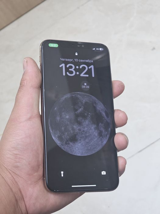 iPhone xs max 64 g