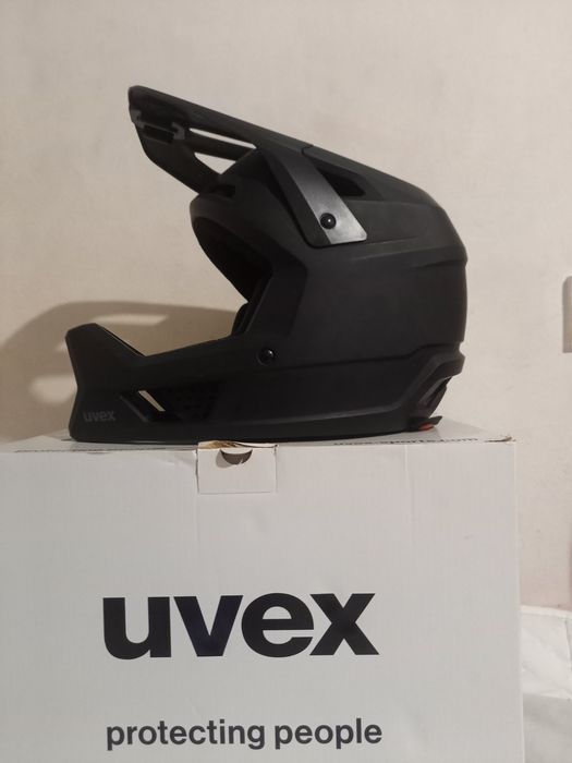Каска UVEX 52-55 см