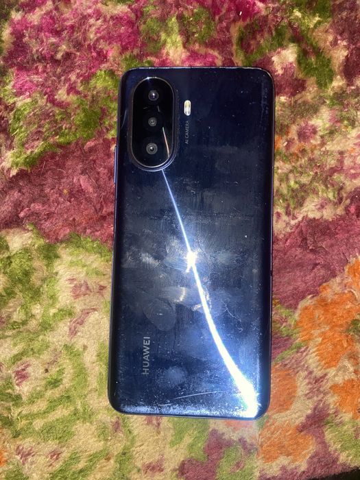 HUAWEI nova Y70 impecabil negociabil!!!