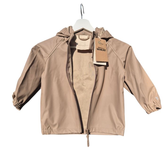 Geacă ploaie WHEAT 92 (2 ani) nouă cu etichetă bej unisex impermeabila