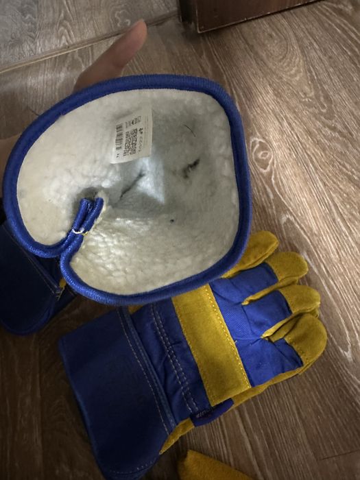 Рабочие зимние перчатки