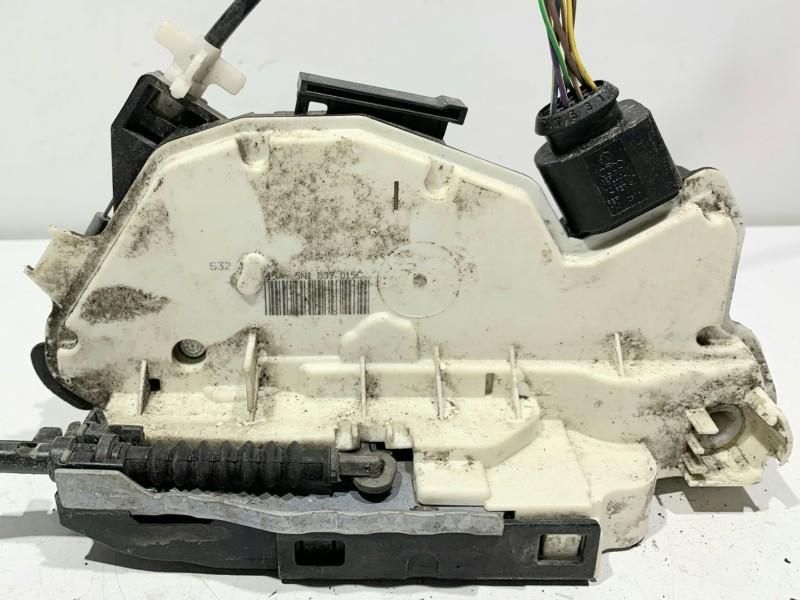 Broasca usa stanga fata Skoda Fabia 2 facelift 5N1837015C