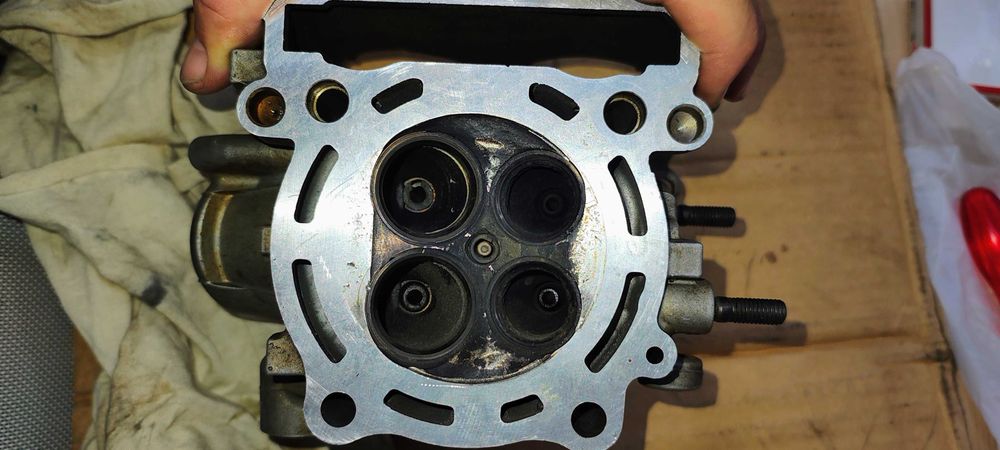 Цилиндрова глава за Yamaha YZ250F 2014-2017/ Ямаха УЗ250Ф