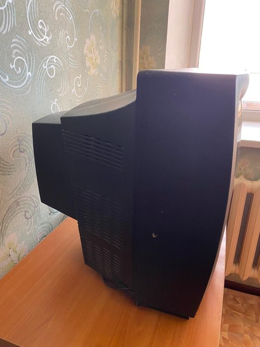 Продам телевизор