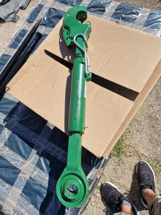 Tirant central tractor john deere catg 3 diametru bolt original preț 1