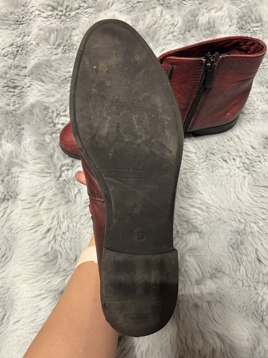 Обувки от естествена кожа