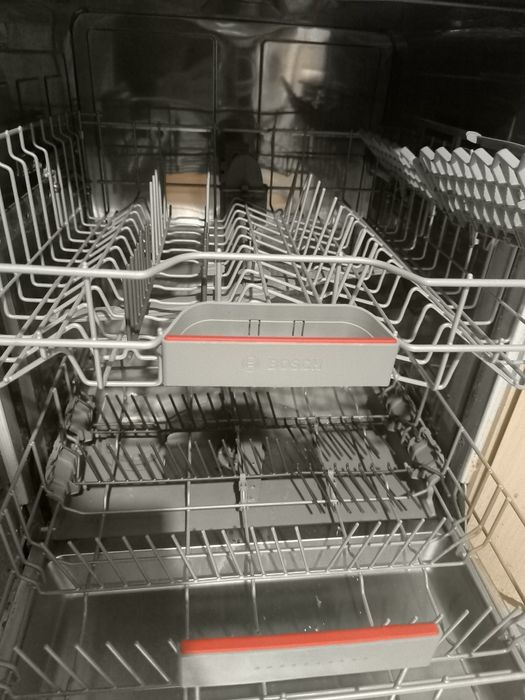 Продам посудомоечную машину СРОЧНО!!