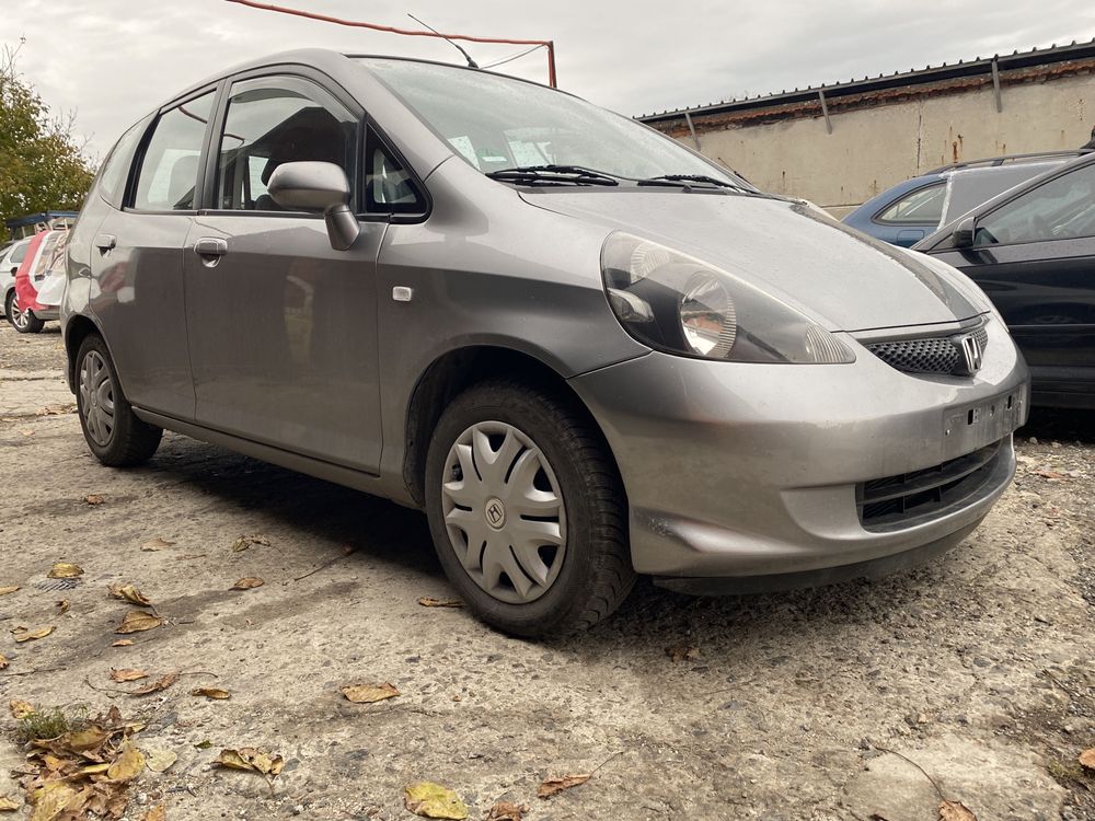 Хонда джаз 2007 1.2 на части honda jazz гр. Бургас Меден рудник - зона ...