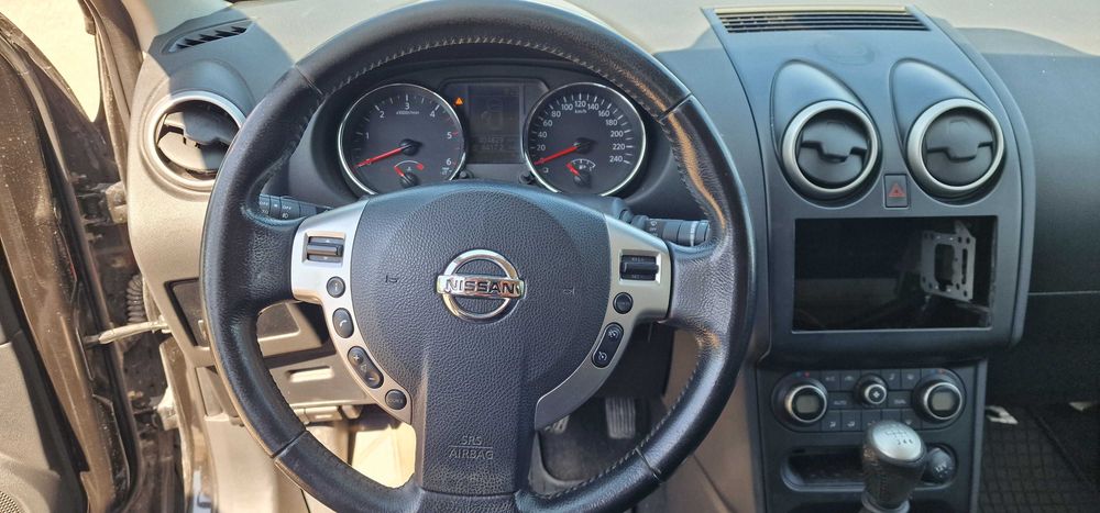 Nissan Qashqai +2 2.0 dCi на части Нисан Кашкай +2 на части