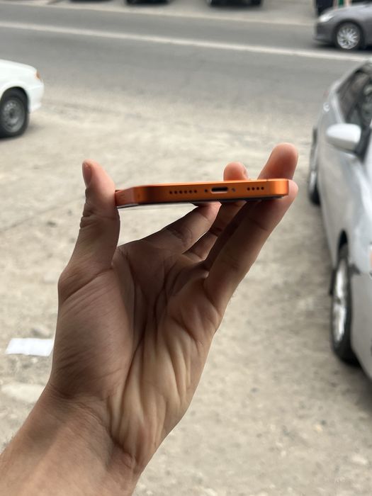 iPhone 11 в корпусе 17 Pro