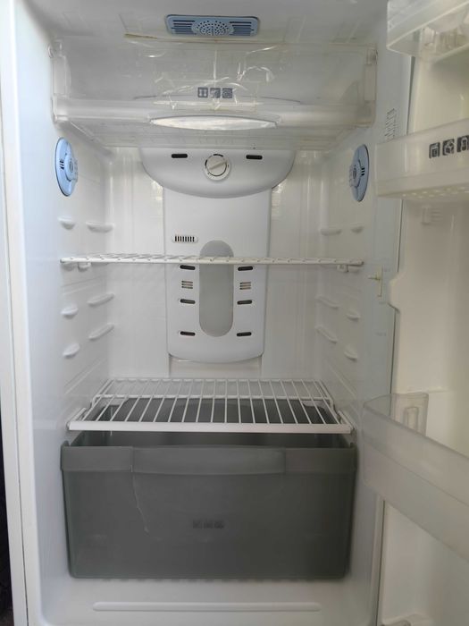 Продам холодильник Samsung