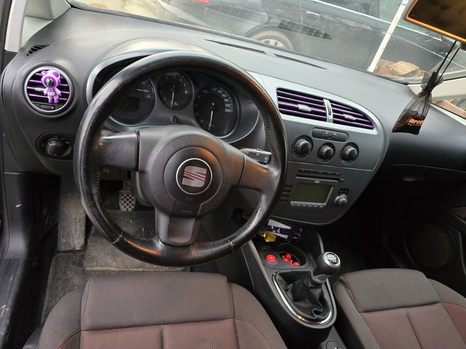 Vând Seat Leon 1.6 benzina