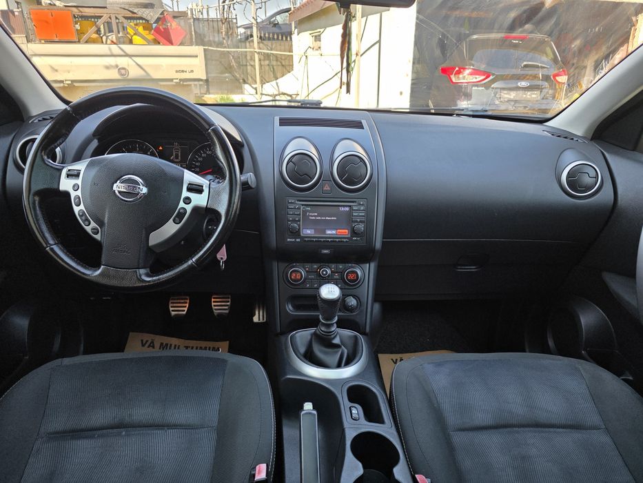 Nissan qashqai/cameră/panorama/impecabil