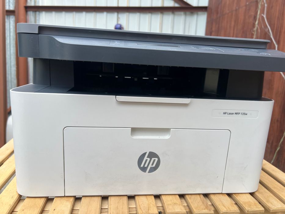 Продам МФУ НР MFP 135w