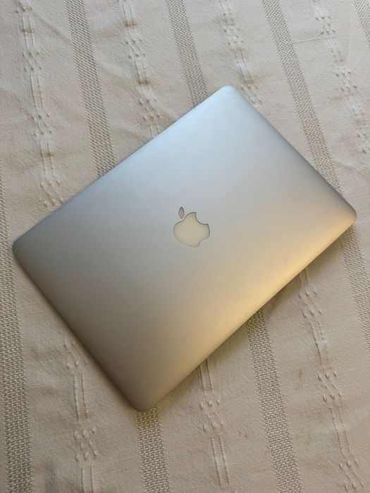 MacBook Air 13’ (2014)
