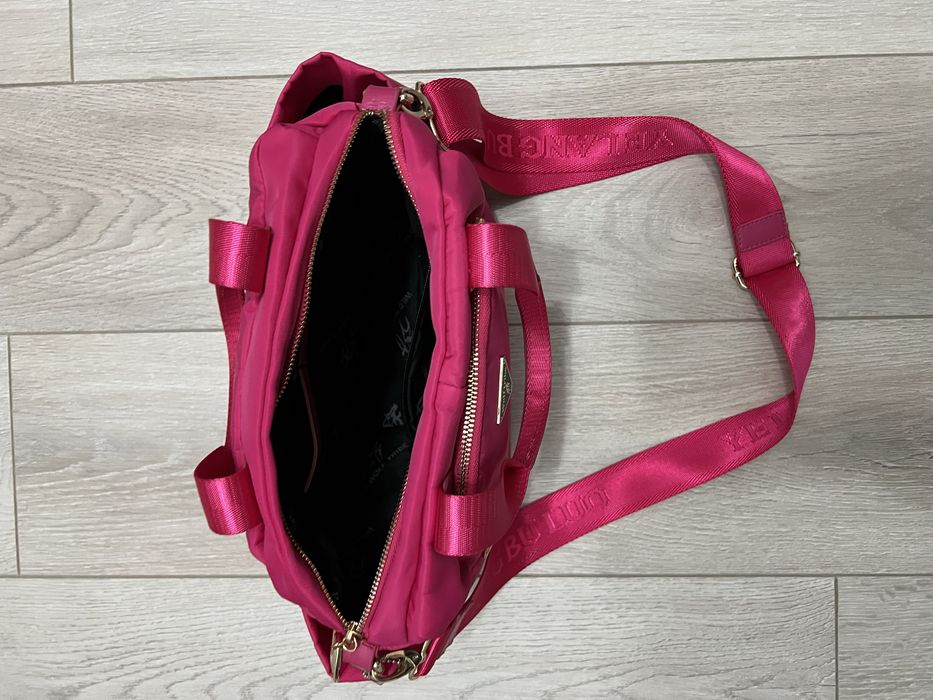 Продам женскую сумку