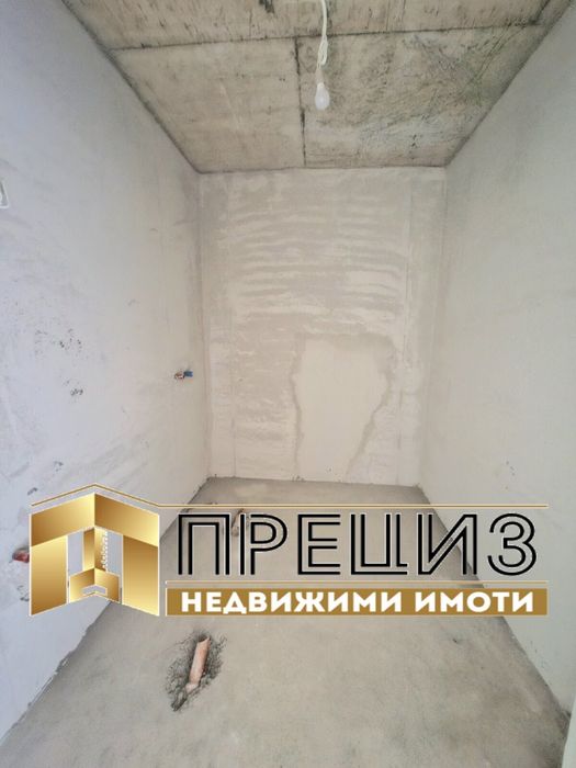 Продава тристаен апартамент - снимка 5