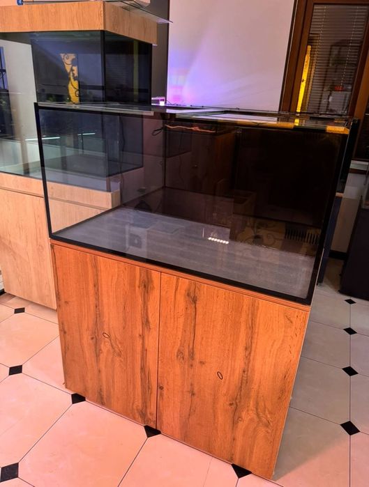 Buyurtma asosida òlchamizga mos akvariumlar yasaymiz