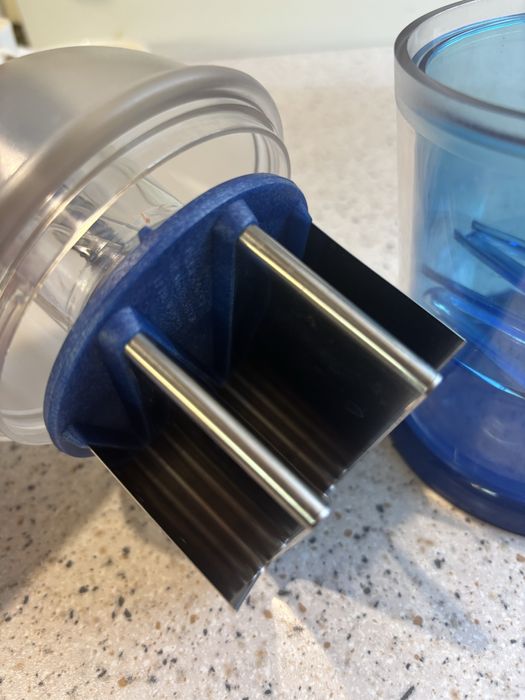 Новый вертикальный измельчитель Tapperware