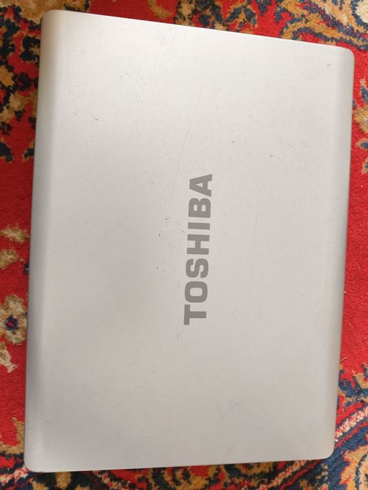 Ноутбук Toshiba l300