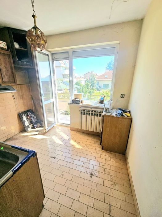 Продава се Къща в София, Левски - 190 кв.м за 1843 €/кв.м - Снимка #11