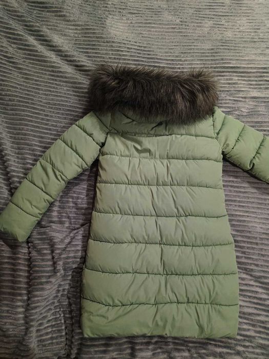 Продам детский зимний пуховик