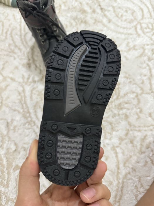 Продам детские сапоги