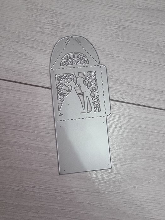 Метални шаблони за изрязване