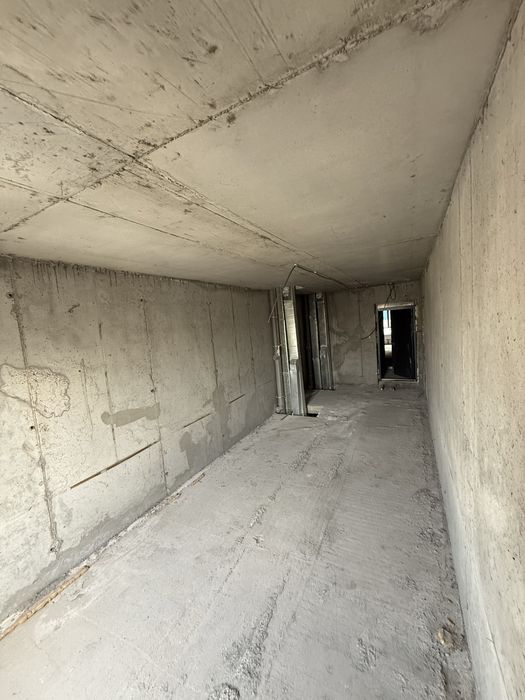 Сотилади! Квартира каробка ҳолатида