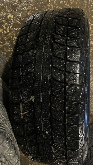 Продам шины почти новые