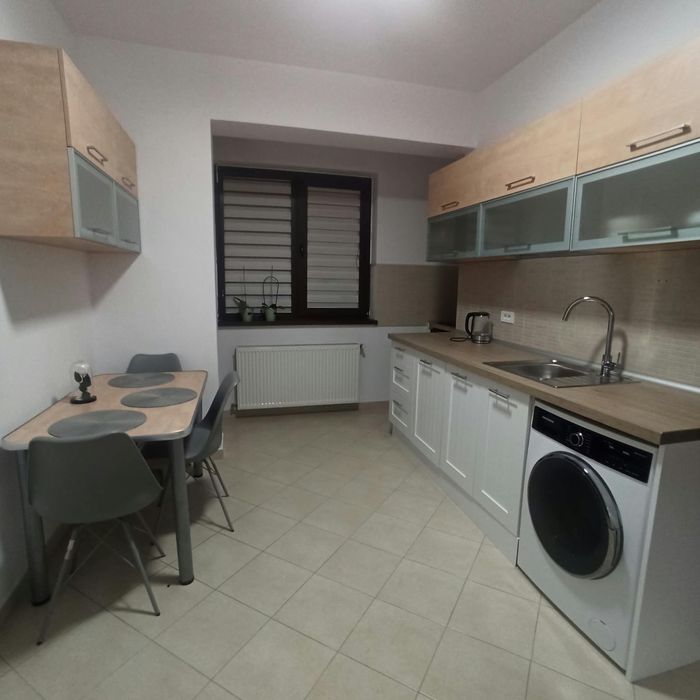 Apartament 2 camere spre chirie, zona Parc Bazilescu