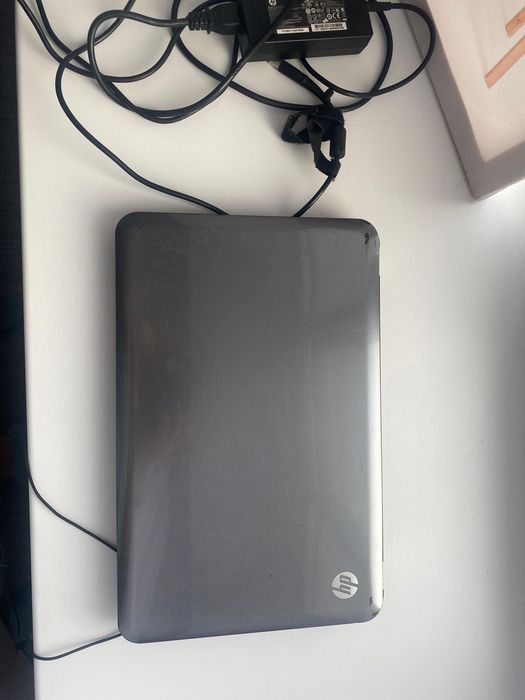 Күйі орта жағдайда ноутбук сатылымда