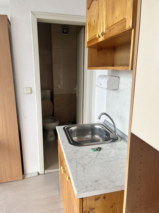 Дава се под наем Офис в Благоевград, Струмско - 22 кв.м за 1500 € - Снимка #3