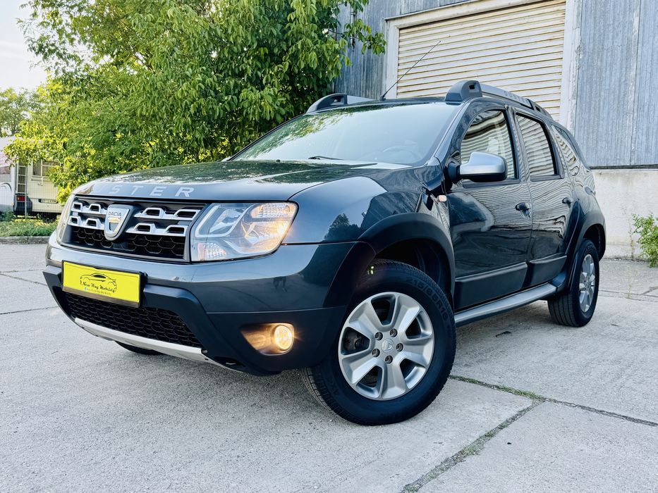 Dacia Duster 4x4 Laureate 1.5 dci , 2016, 166000 km, navigatie, carlig