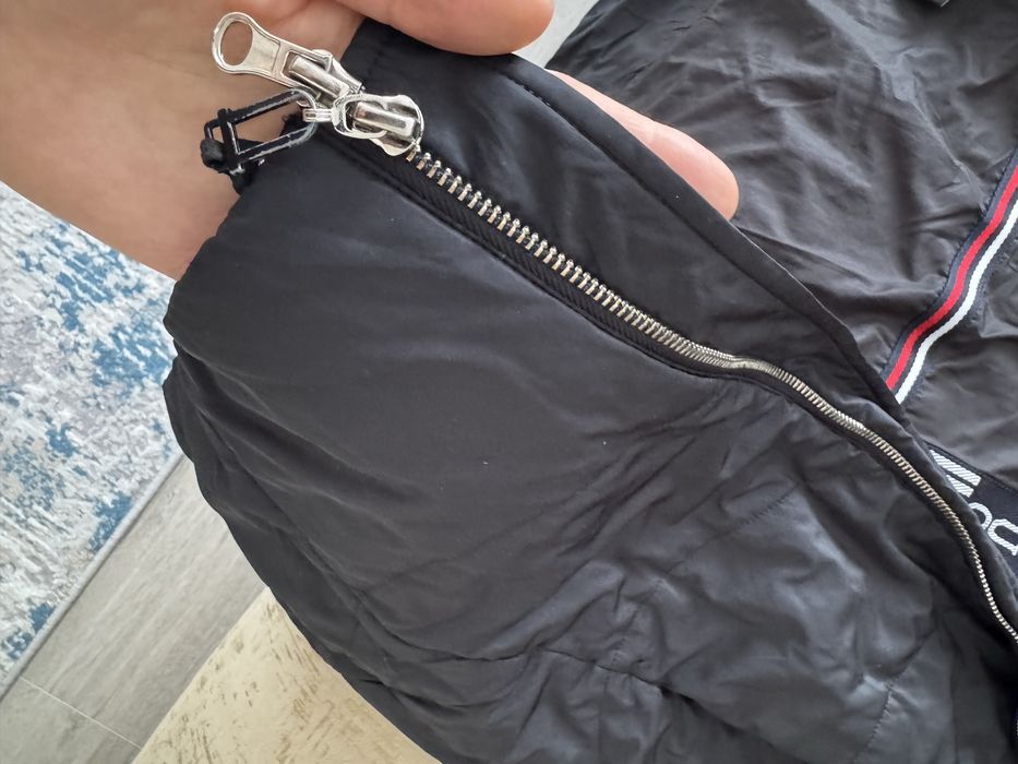 Продам куртку для девочки на 10 лет