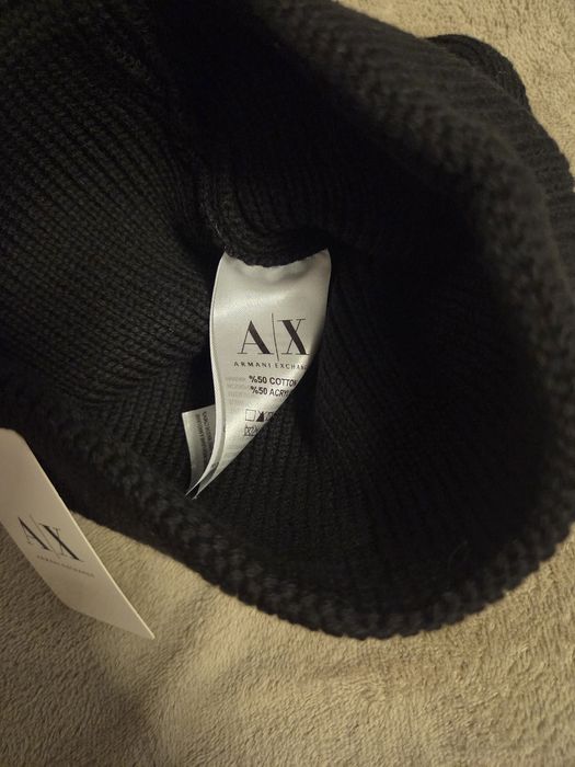 Caciula model top AX