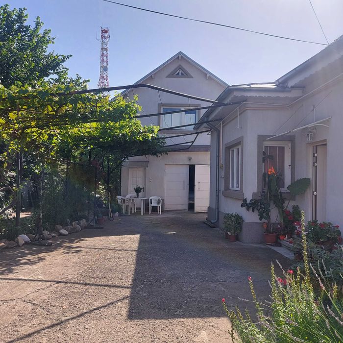 Ploiesti, zona Htl Prahova, dir proprietar, 265 mp utili, 613 mp teren