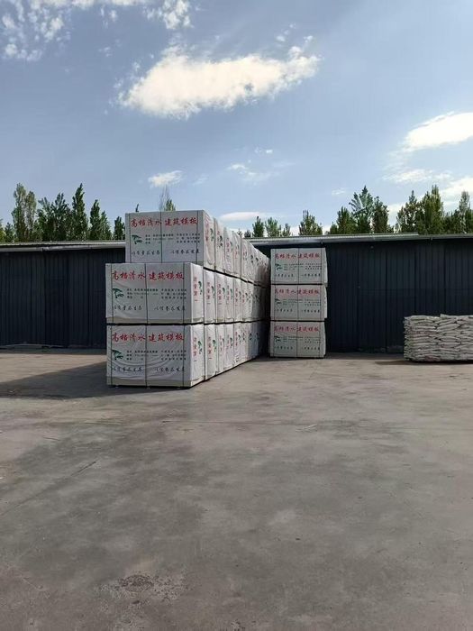 Фанер 建筑模版 批发零售 价格合理 质量有保障