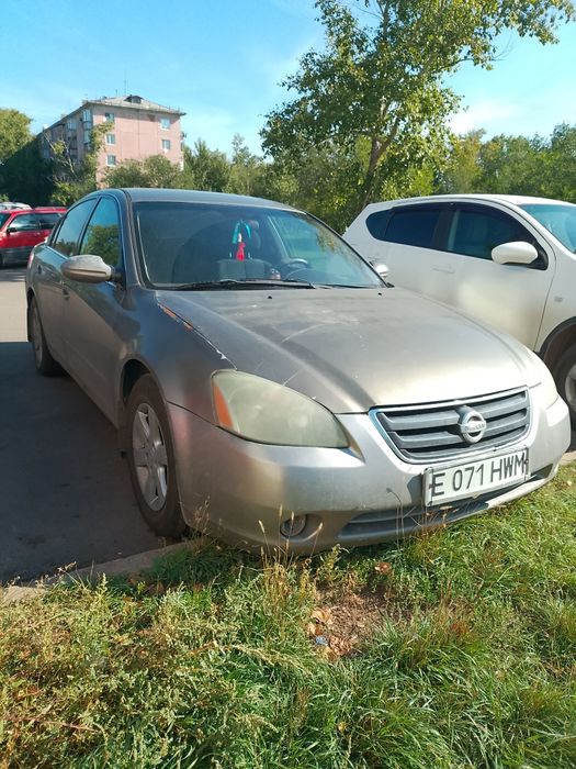 Продам Ниссан срочно