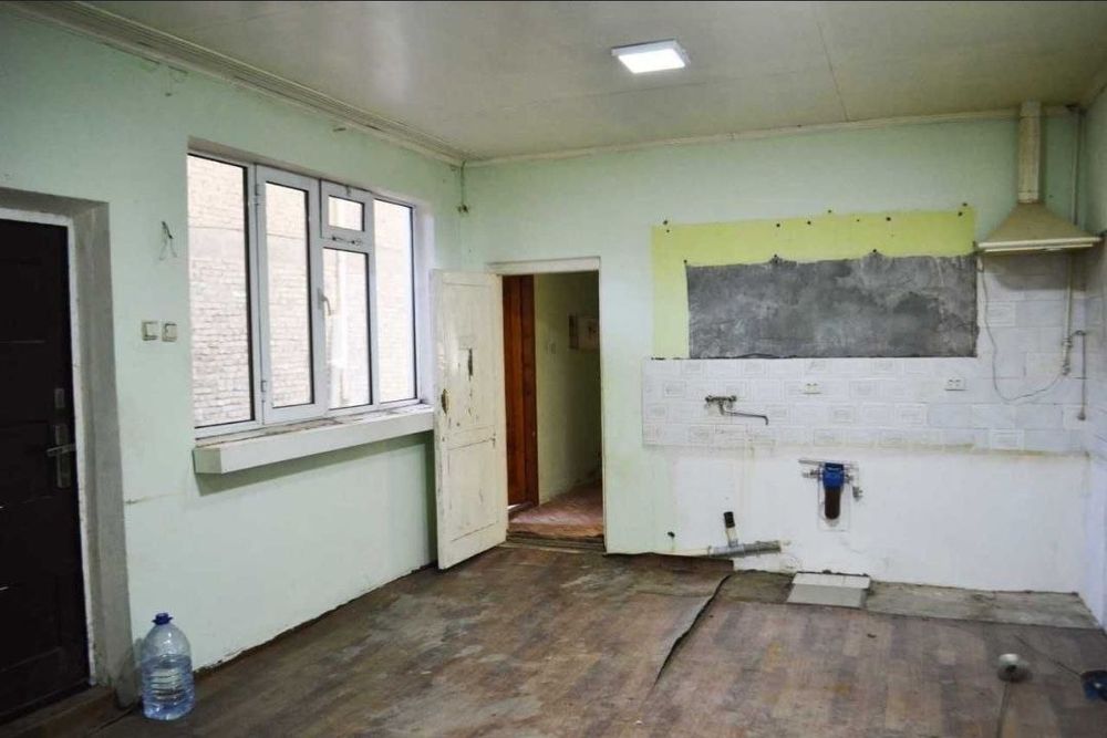 Продаётся двор в районе Горбольницы