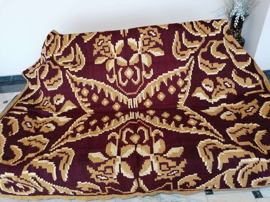 Cuvertura (țol) din Ardeal. Tesut in casa din, din lâna