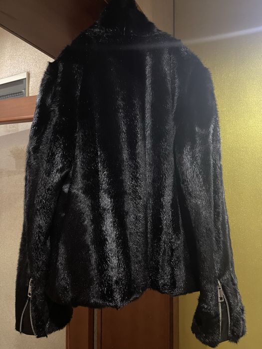 Дамско пухкаво палто и яке с косьм Zara