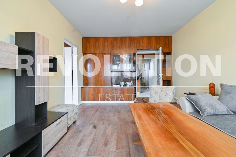 Дава се под наем Двустаен апартамент в София, Младост 2 - 85 кв.м за 698.19 € - Снимка #1