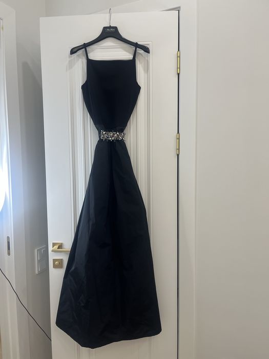 Продаю гардероб maxmara (разгрузка)